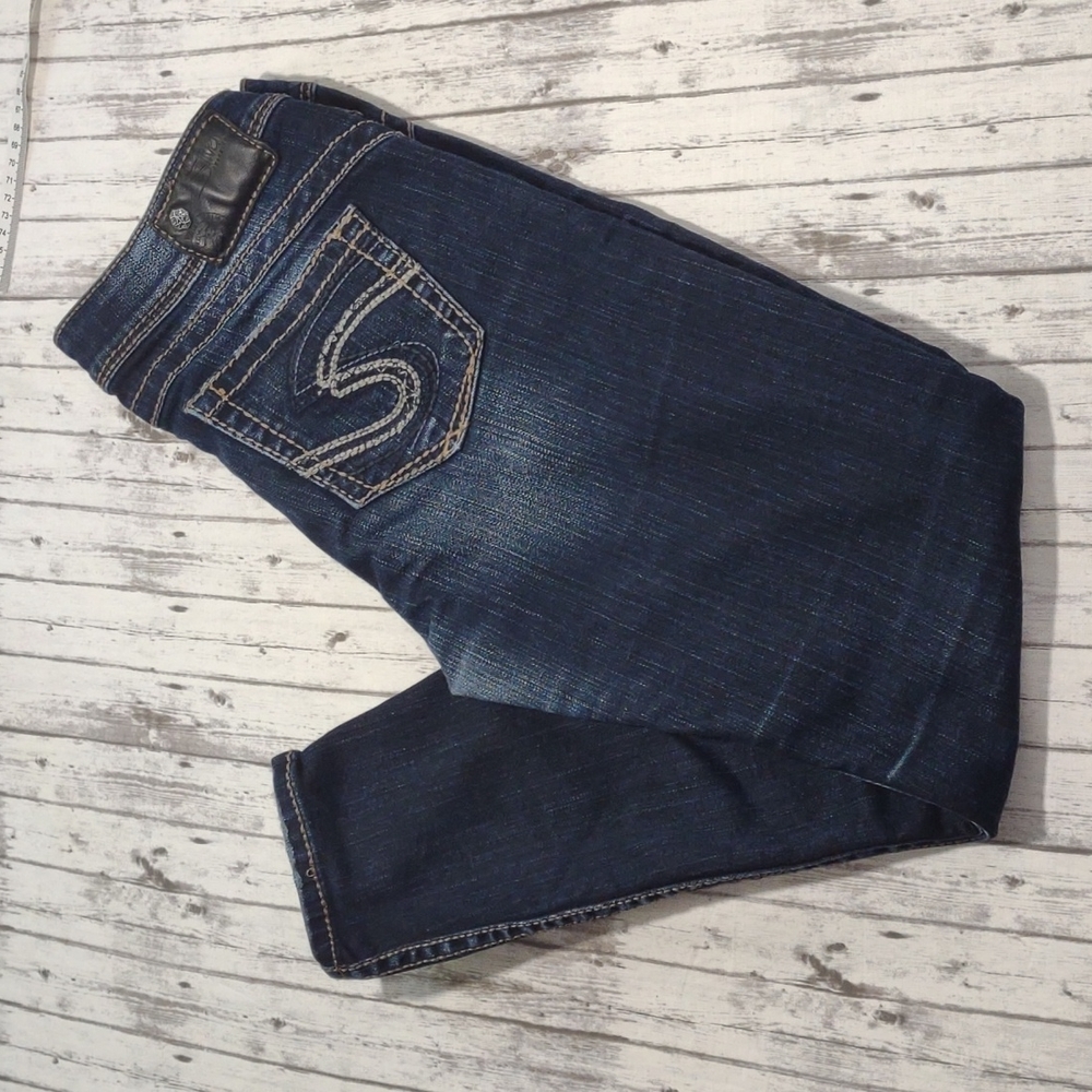 Silver Camden Rose Ankle Lightly Distressed Dark Blue Jeans